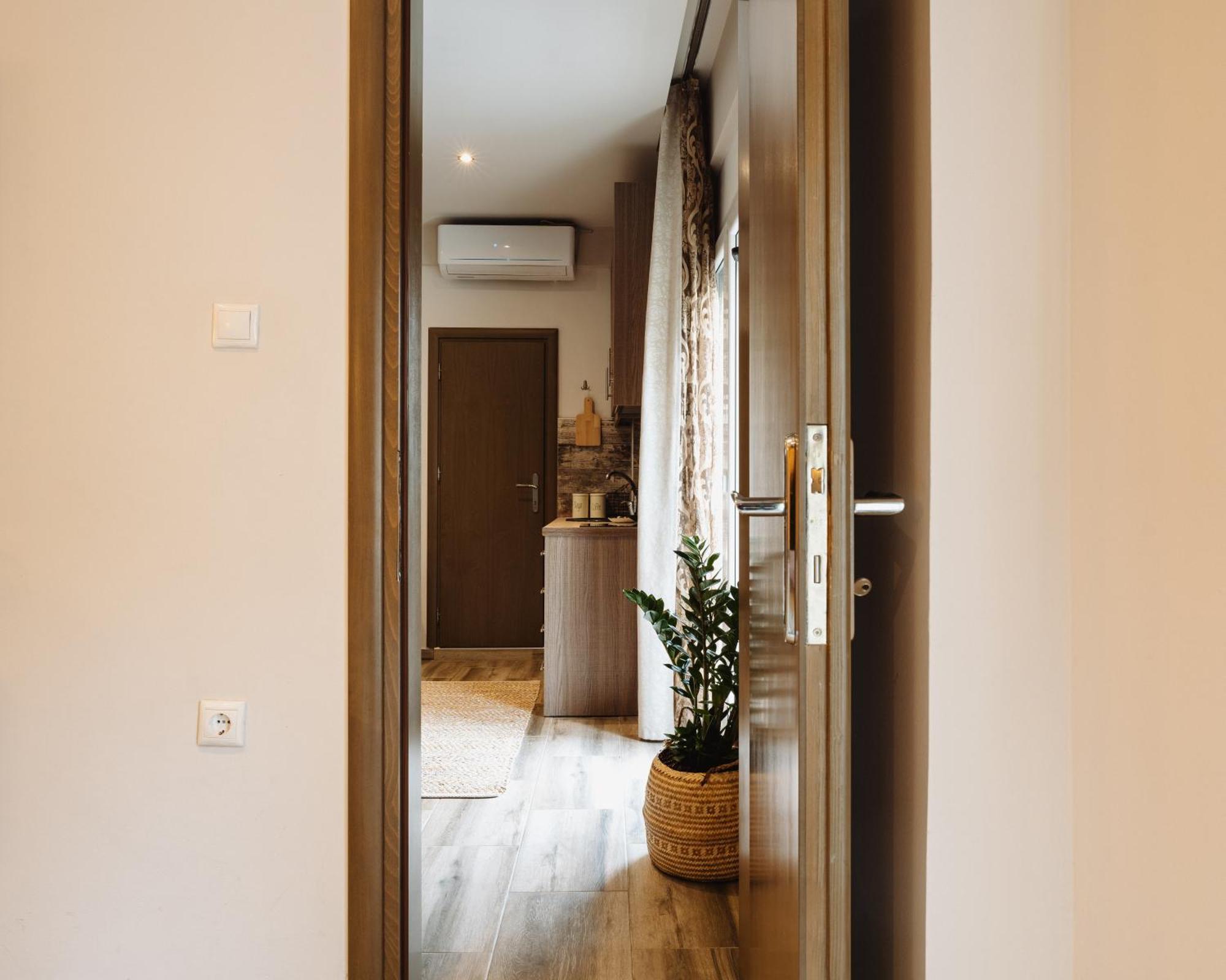 Lef Apartment Salonicco Esterno foto